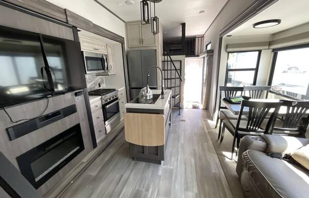 Noah's Camper