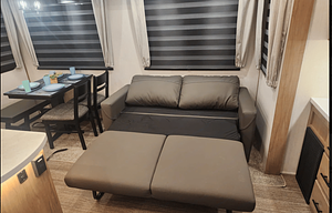 Fortress – Luxury Command Center for Large Groups