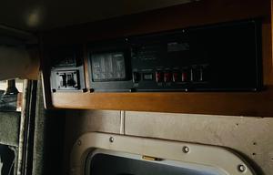 2005 Safari Trek RV rental photo 22