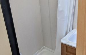 Clean 2022 Camper W/ Queen Room and Bunk Room