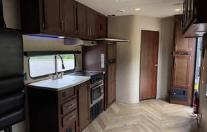 2017 Forest River RV Vengeance 23FB13 RV rental photo 5