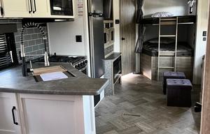 Amazing Bunkhouse, Outside Kitchen, Fireplace