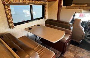 2016 Thor Motor Coach Chateau 31E Bunkhouse