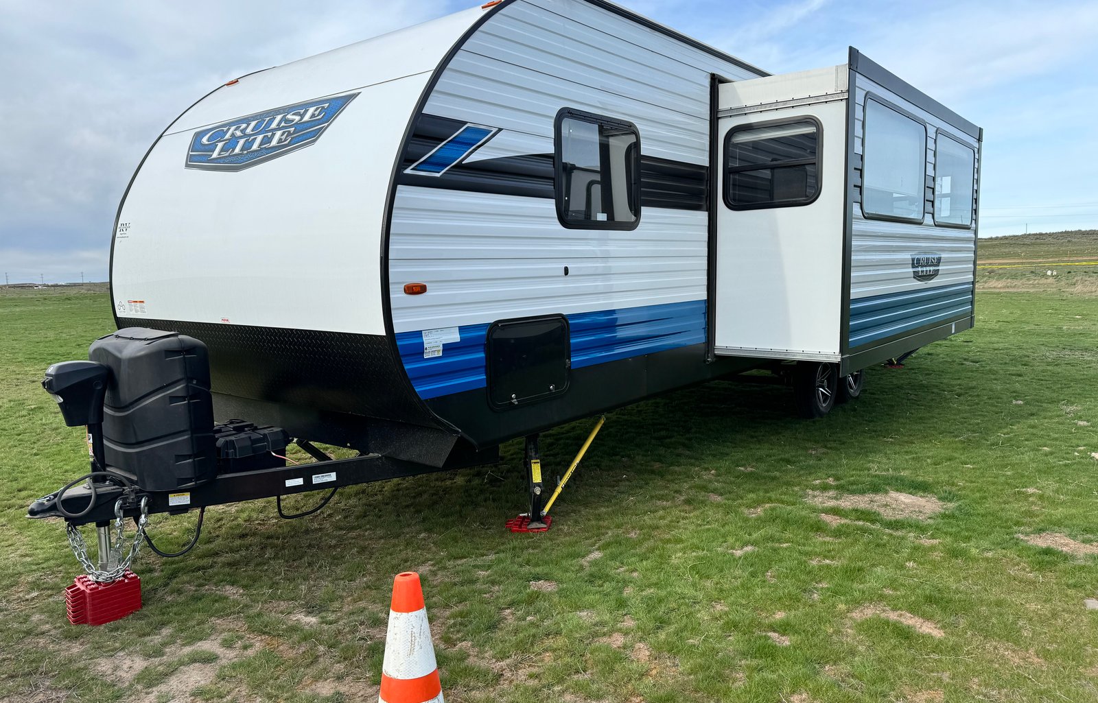 2023 Cruise Lite Bunkhouse Sleeps 10