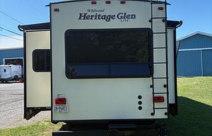 2017 Forest River RV Wildwood Heritage Glen 272RLIS RV rental photo 5