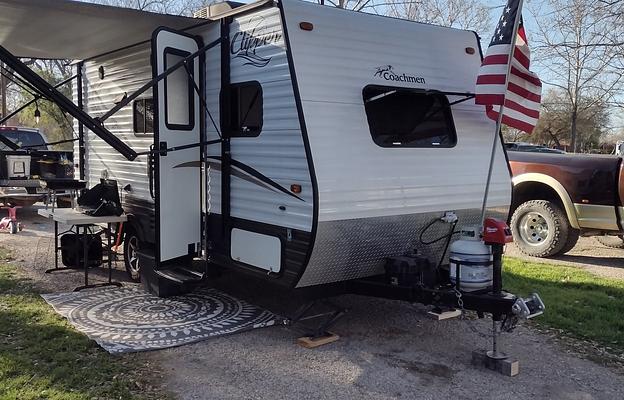 2017 Coachmen RV Clipper Ultra-Lite 17BH