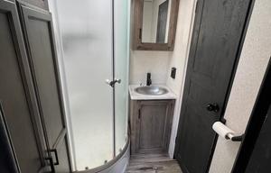 2022 SportTrek ST327VIK RV rental photo 4