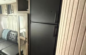 Comfy Remodeled RV -Also for sale