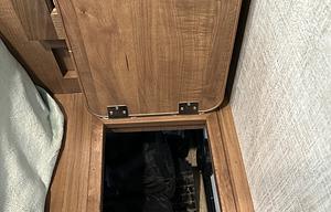 Traveler – Compact Comfort for Your Next Adventure