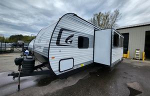 NEW 2026 Go Play Getaway: Straight-Line Camping