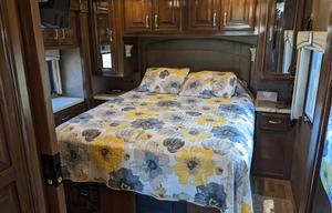 2018 Thor Motor Coach Palazzo 33.2