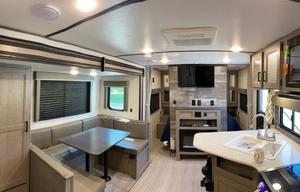 2021 Keystone Hideout Bunkhouse Sleeps 7-8