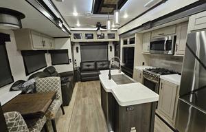 2021 Redwood RV Redwood 3401RL RV rental photo 12