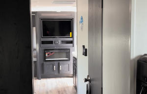 2022 Coachmen RV Freedom Express Liberty Edition 310BHDSLE