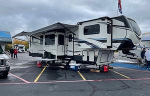 Hannah's Montana - 2021 Keystone RV Montana 3761FL