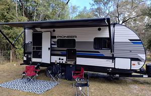 Cozy, Comfortable & Equipped RB215
