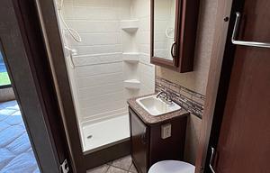 2014 Thor Chateau 22E Motor Coach All Season Ready