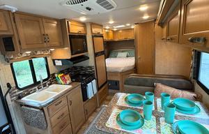 Adventure Ready Cruiser – Free Snacks & Drinks!