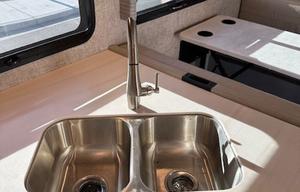 2022 Thor Motor Coach Omni BH35