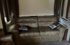 2014 Heartland Bighorn 3585RL