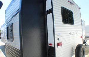 "The Hideout" - 2020 Keyston bunkhouse with 1.5 Bath