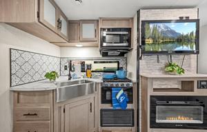 Tahoe Coleman | 50GB Starlink | Pet Friendly | Sac