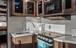 AMAZING BUNKHOUSE CAMPER!