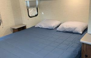 SKYLAR - 2020 Winnebago Outlook 31N 11704 PWI