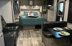 'Kitty' Keystone RV Outback Ultra Lite - ACO497