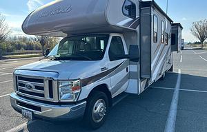 2016 Thor Motor Coach Four Winds 29G. "Let's Go!"