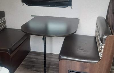 2018 Jay Flight 21QB RV rental photo 2