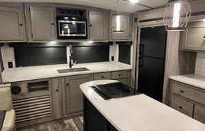 2020 Keystone Outback HAL527