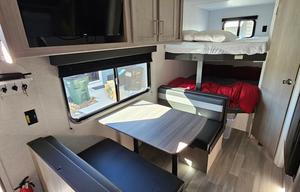 Holly the Springdale Family Bunkhouse