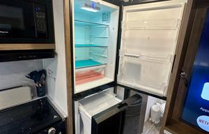 2025 Coachmen RV Freedom Express Select 247SE RV rental photo 22