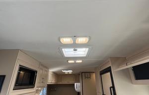 2019 Thor Majestic 23A Sleeps 6