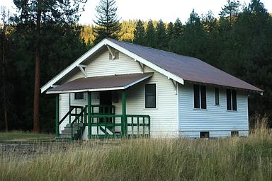 Bend Guard Station Cookhouse Front Entrance