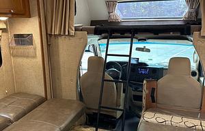26' Leprechaun, sleeps 6+, stocked for family fun!