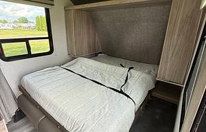2021 Winnebago Minnie Winnie 2306bhs RV rental photo 4