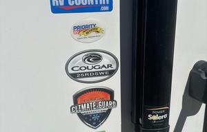 Travel Trailer with King Bed, StarLink & Generator
