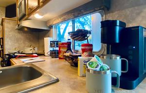 All-Inclusive Travel Trailer Getaway By The Marsh!
