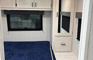 2025 EAST TO WEST Entrada 2000NS RV rental photo 7