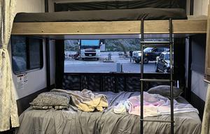 Sandstorm Family Escape, Sleeps 8