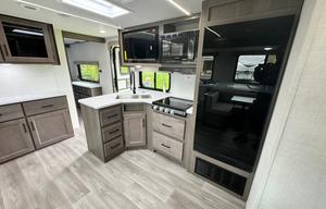 2024 Grand Design Transcend Xplor 33ft Luxury BH