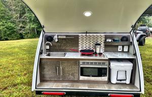 King sized rugged teardrop! Starlink Available!