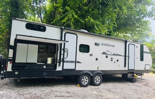 2020 Forest River Rv Cherokee Black Label 294GEBGBL