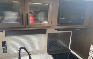Pat's Wolf Den 2021 Forest River RV Cherokee