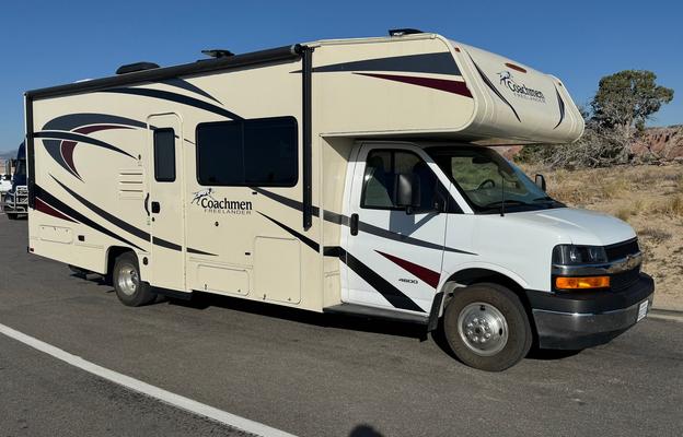 Your Adventure Ready Home on the Road, Like New!