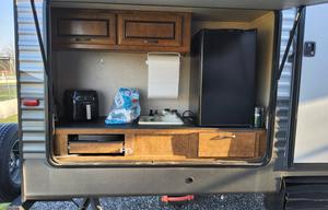 2017 CrossRoads RV Zinger ZR333DB
