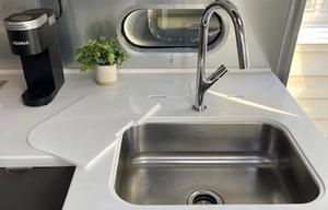 2021 Airstream Globetrotter 27FB - The LainnaBelle