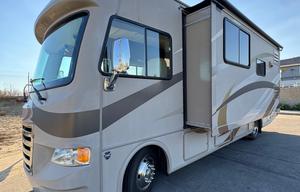 2013 Thor Motor Coach ACE 29 2